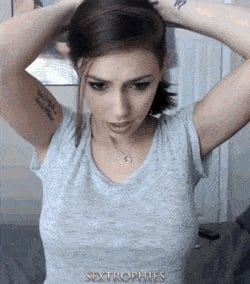 Picture by glambabes-gifs saying 'Beautiful Brunette with nice boobs'