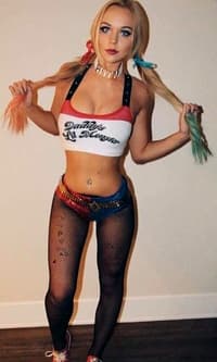 Another Harley Qunn slut!