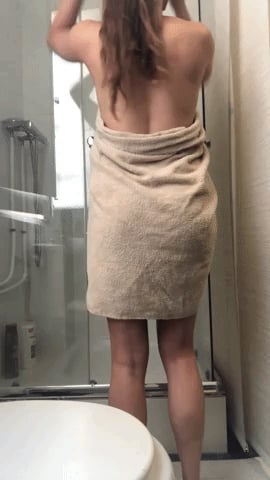 Picture by glambabes-gifs saying 'Would you get in the shower with me and clean my ass with a good rimjob?'