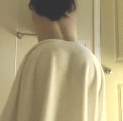 Picture by glambabes-gifs saying 'Towel drop.'