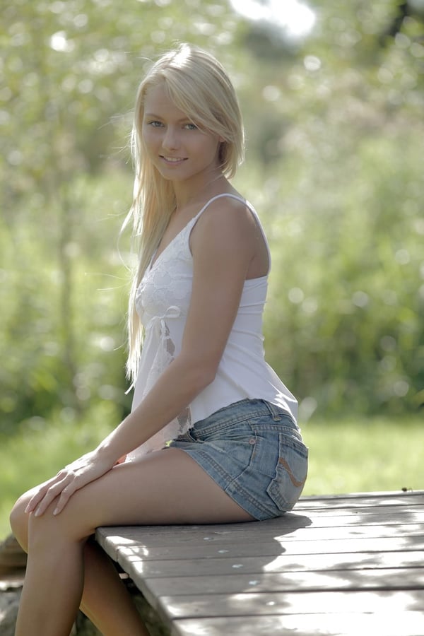 Picture by glambabes-galleries showing 'Sweet blonde Anneli in short skirt spreading wide open outdoor to show pussy' number 15