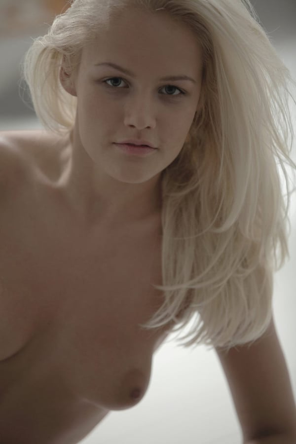 Picture by glambabes-galleries showing 'Blonde model Baby gets totally naked in a tempting manner' number 2