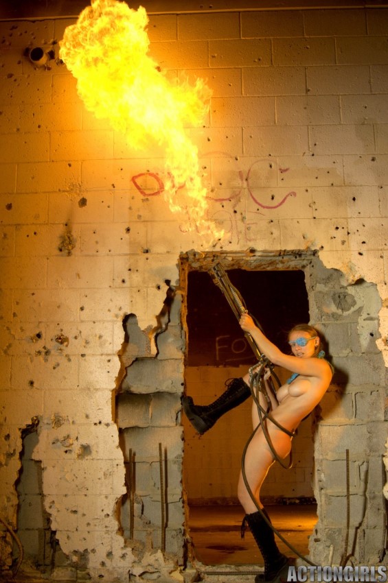 Picture by glambabes-galleries showing 'Sarah Flamethrower' number 6