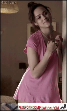 Picture by glambabes-gifs saying 'Beautiful Hotties in pink shirt, hot ass'