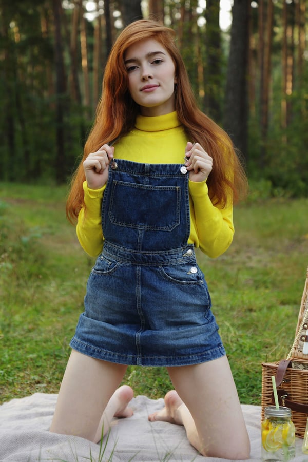 Picture by glambabes-galleries showing 'Met Art Jia Lissa' number 14