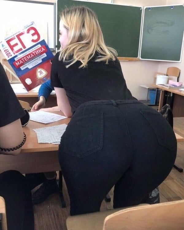 Picture by glambabes-pics saying 'Big ass blonde teen'
