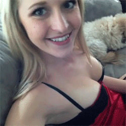 Picture by glambabes-gifs saying 'ginger banks'