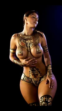 Body Painting - Curvy Aztec Babe