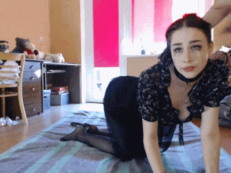 Picture by glambabes-gifs saying 'Bdsm'
